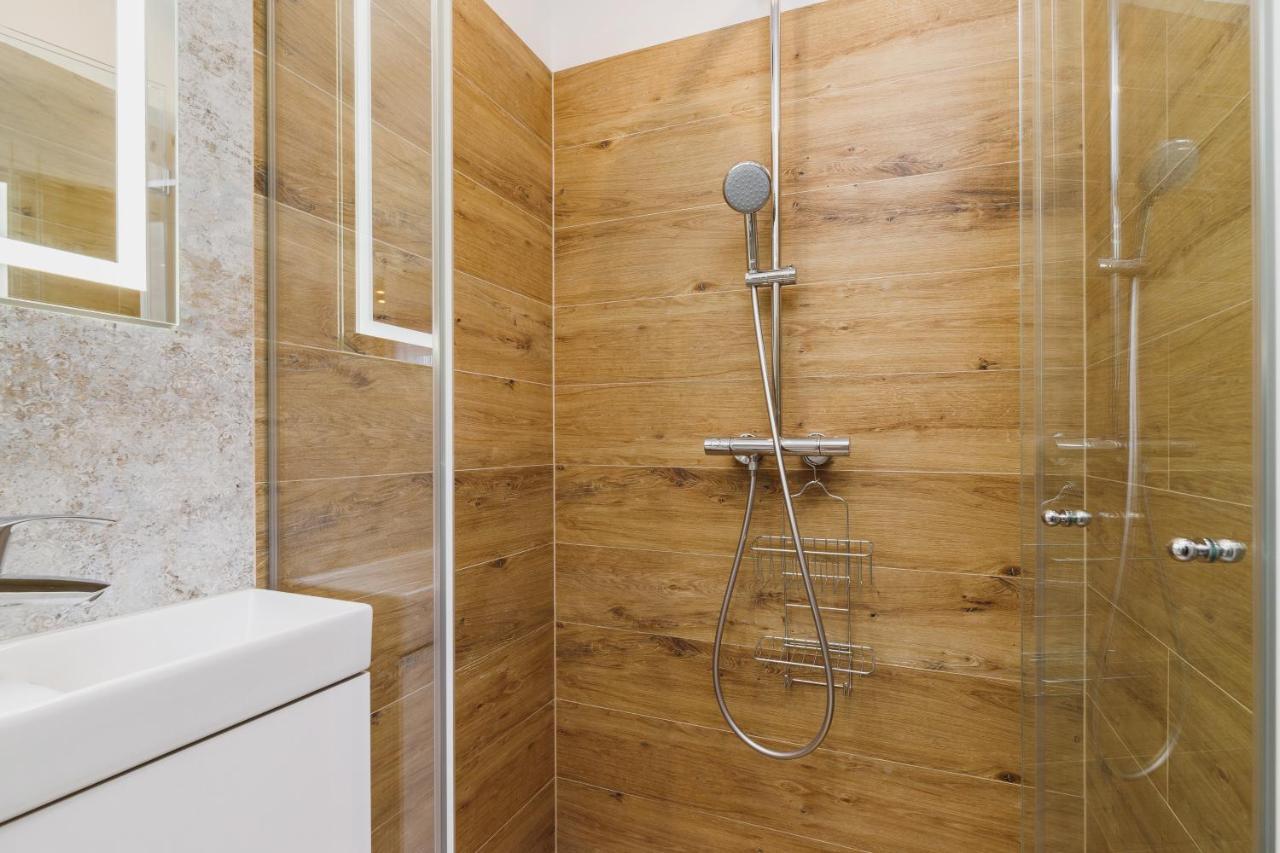 Studio Apartment Daszynskiego Cracow By Noclegi Renters 克拉科夫 外观 照片